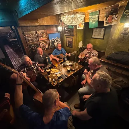 The Olde At Adamsons Bar *