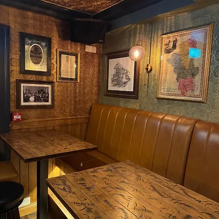 The Olde At Adamsons Bar Lägenhet